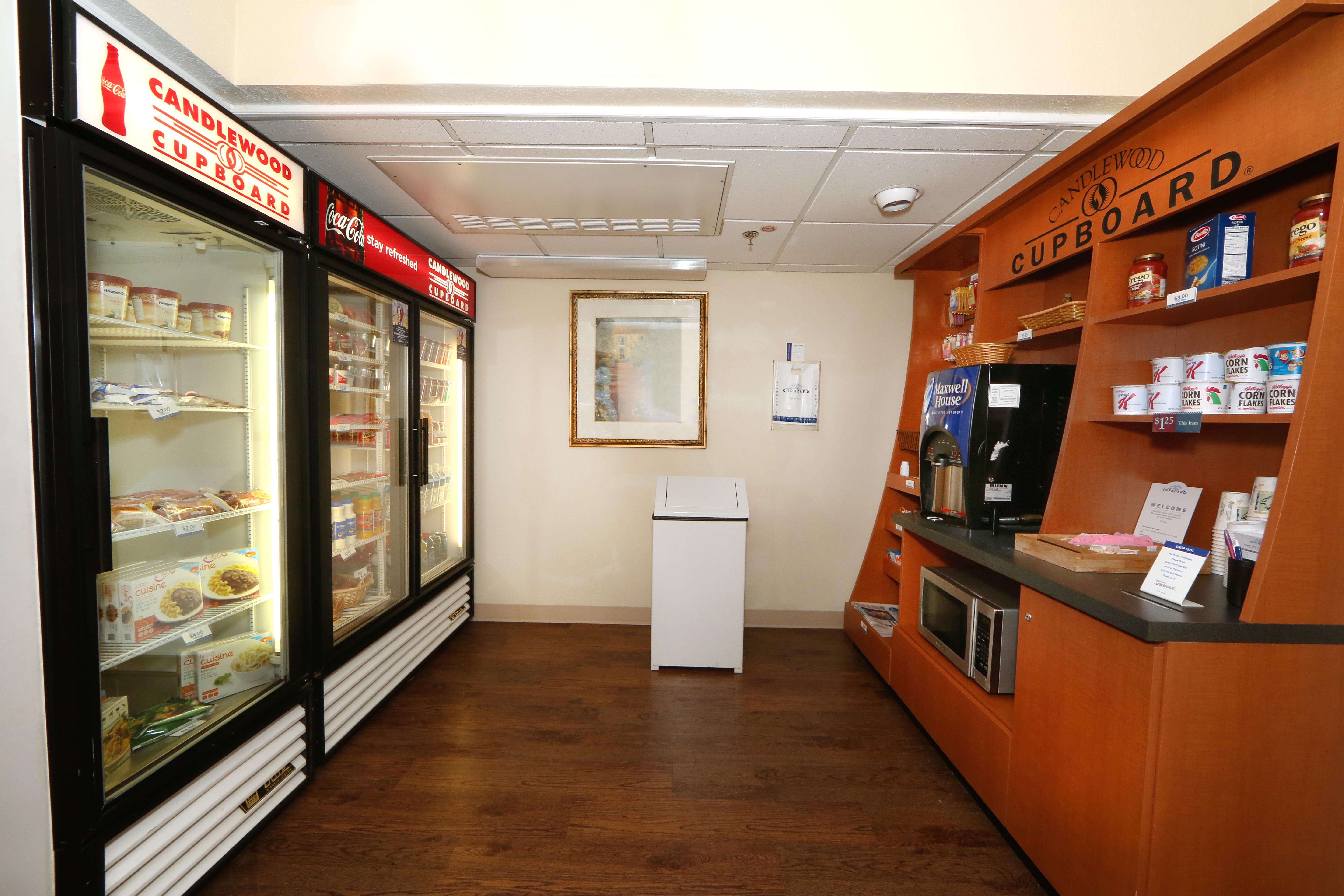 Candlewood Suites East Lansing By Ihg Экстерьер фото