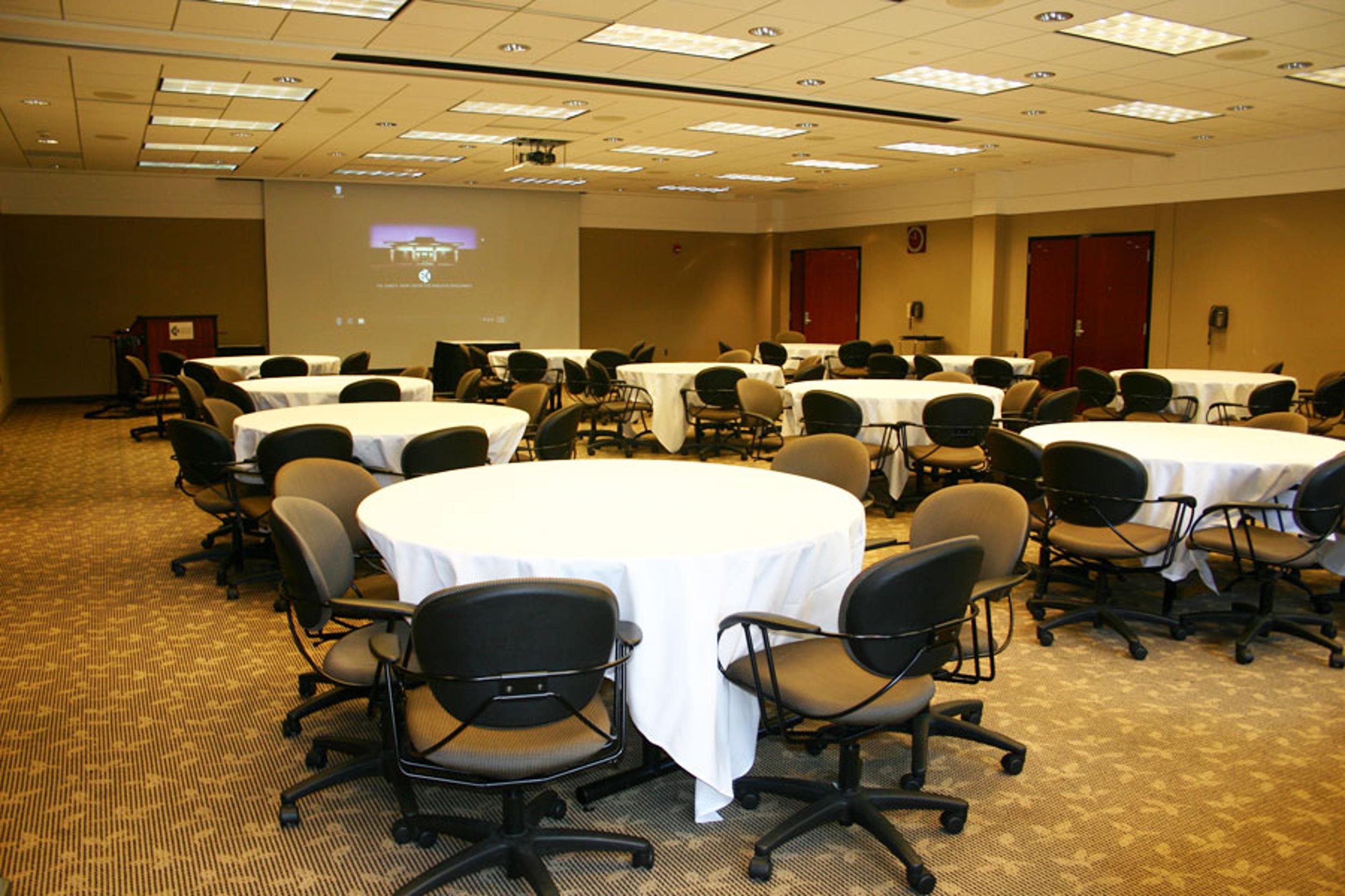 Candlewood Suites East Lansing By Ihg Экстерьер фото